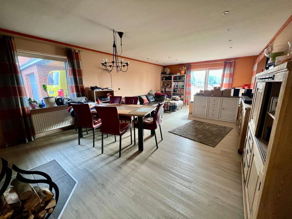 Immobilie in Haßbergen - Barrierearmer & gemütlicher Bungalow in Haßbergen – Garage,Carport, toller Garten, großes Grundstück - Bild 1