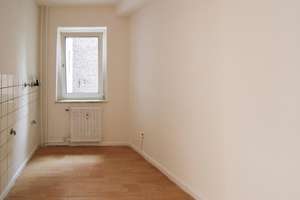Charmante 2-Zimmer-Wohnung mit Entwicklungspotenzial  – Die vollständige Adresse der Immobilie erhältst du vom Anbieter., 45127 Ostviertel, Essen – Vorschaubild 3