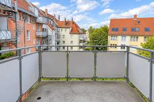 Modernisiert 2026 – Single-/Studenten-Apartment mit Balkon, Lift, Tiefgarage – 4157 Gohlis-Mitte, Leipzig – Vorschaubild 3