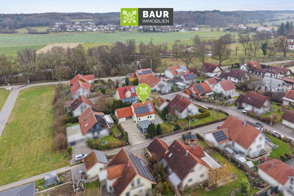 Immobilie in Gutenzell-Hürbel - 360°| Einfamilienhaus mit schön angelegtem Grundstück – familienfreundlich in Gutenzell-Hürbel - Bild 2