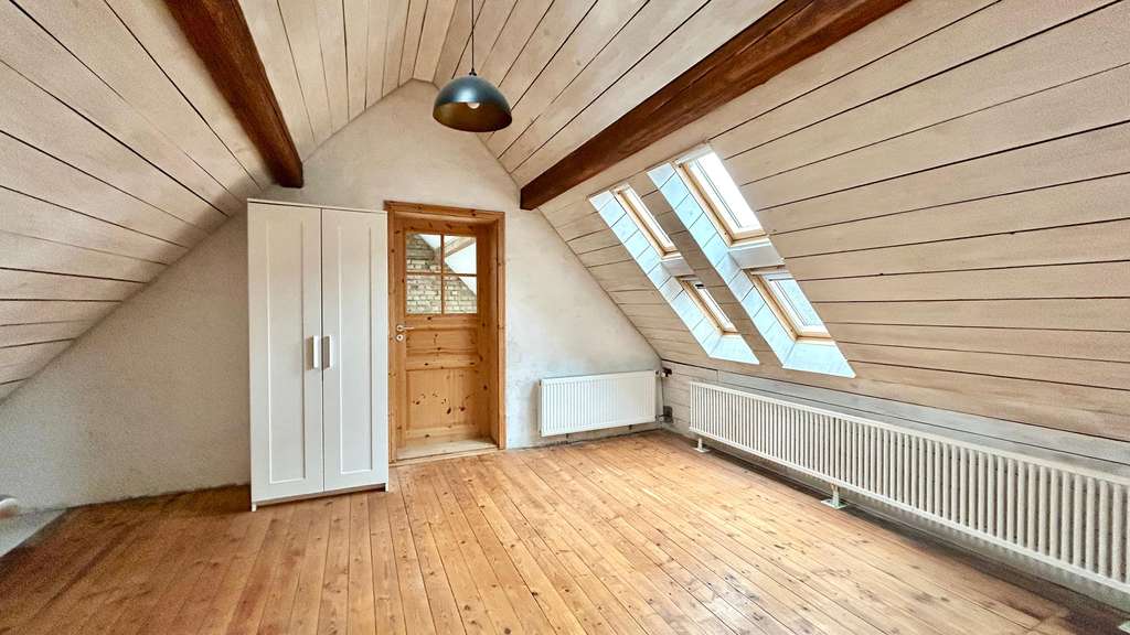 Immobilie in Leingarten - *** Leingarten: Heimeliges, solides Haus + Scheune mit viel Potential in Schluchtern *** - Bild 2