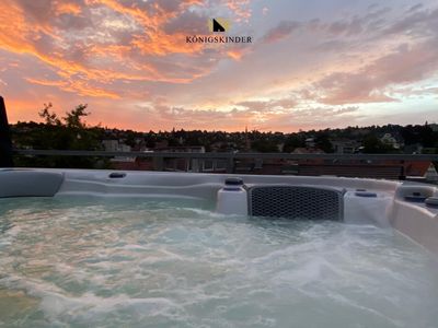 Exklusive Dachterrassenwohnung in Stuttgart-Mitte: "Haus im Haus"-Penthouse mit Loft-Charakter