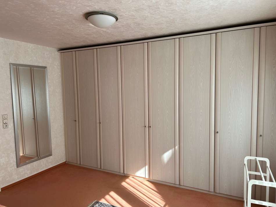 Schrankwand Schlafzimmer DG