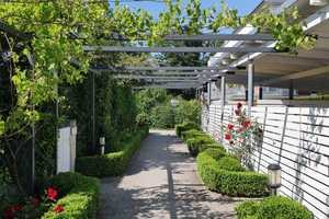 Property thumbnail 11