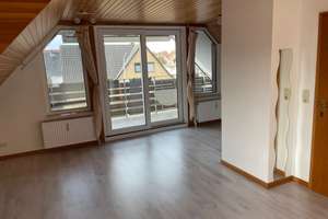 3 Zi - Einbauküche - Balkon - Gartennutzung im 2-Fam.-Haus