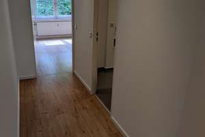 Geräumige 3 Zimmer Wohnung im Herzen von Steglitz! – Forststraße 2, 12163 Steglitz, Berlin – Vorschaubild 4