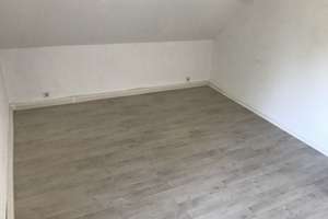 Dortmund-Aplerbeck , Schöne 3 1/2 Zimmer Dachgeschosswohnung – Die vollständige Adresse der Immobilie erhältst du vom Anbieter., 44287 Berghofen, Dortmund – Vorschaubild 8