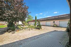 Luxuriöses Wohnen mit 4 abgeschl. Wohnungen und je einer dazugeh. Doppelgarage auf 9.000 m² Grdst. – Wittenberg (Kreis) – Vorschaubild 54