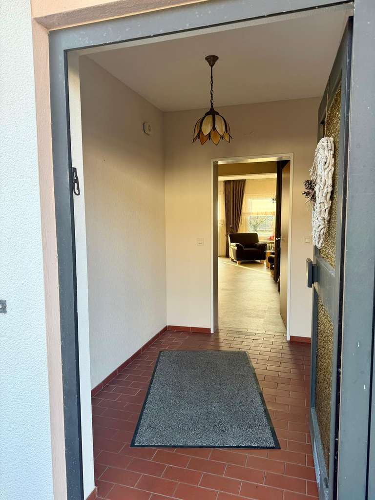 Immobilie in Ensdorf/Saar - Schönes Einfamilienhaus in bester Lage - Bild 2