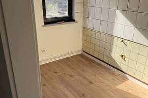 Sanierte 2,5 Zimmer-Wohnung zur Miete in Duisburg – Honigstraße 31, 47137 Untermeiderich, Duisburg – Vorschaubild 3