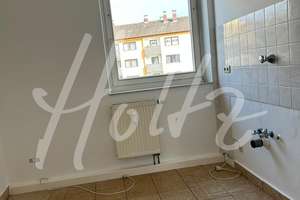 Kurzfristig Einziehen - kleine 4-Zimmer-Wohnung in Amberg !! – Gustav-Adolf-Straße 12, 92224 Kernstadt, Amberg – Vorschaubild 8