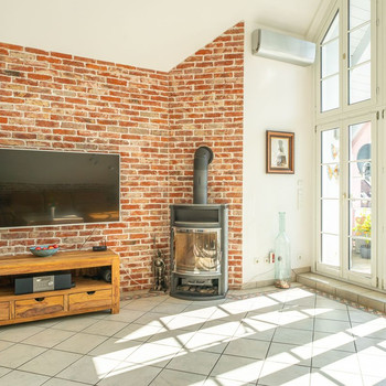 exclusive 5 Zimmer DG-Whg. - SÜD/Blk / EBK / Parkett/Fliesen / FBHzg. / Bad/WC + Gä/WC / Hobbyraum