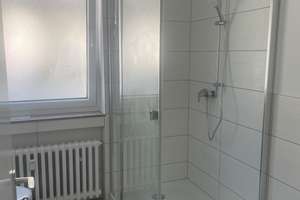 ruhige, sonnige 5-Zimmer-Wohnung mit Balkon in Köln- Rodenkirchen / Weiß – Die vollständige Adresse der Immobilie erhältst du vom Anbieter., 50999 Weiß, Köln – Vorschaubild 17
