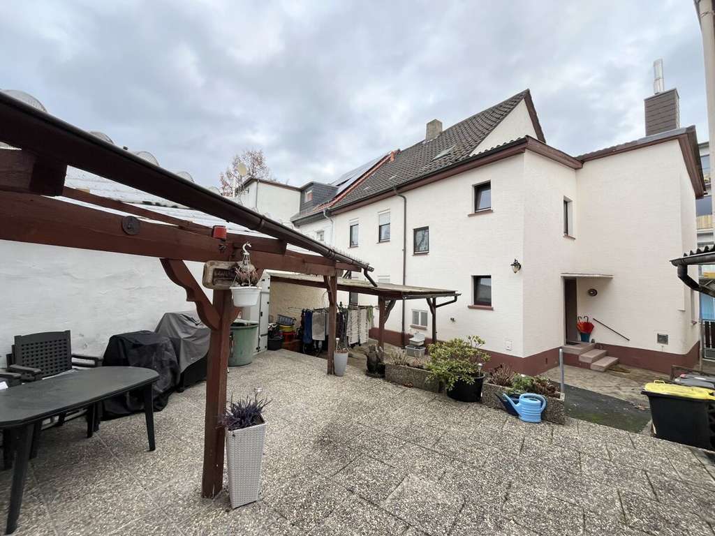 Immobilie in Offenbach am Main - Einzigartige Rarität: Gepflegte Doppelhaushälfte mit Geschichte im Herzen Bürgels - Bild 1