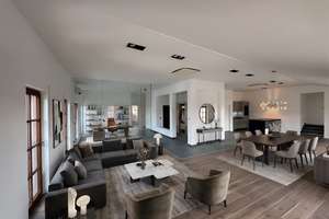 Erstbezug nach Sanierung – Penthouse mit ca. 181 m² direkt am Marktplatz Grafing