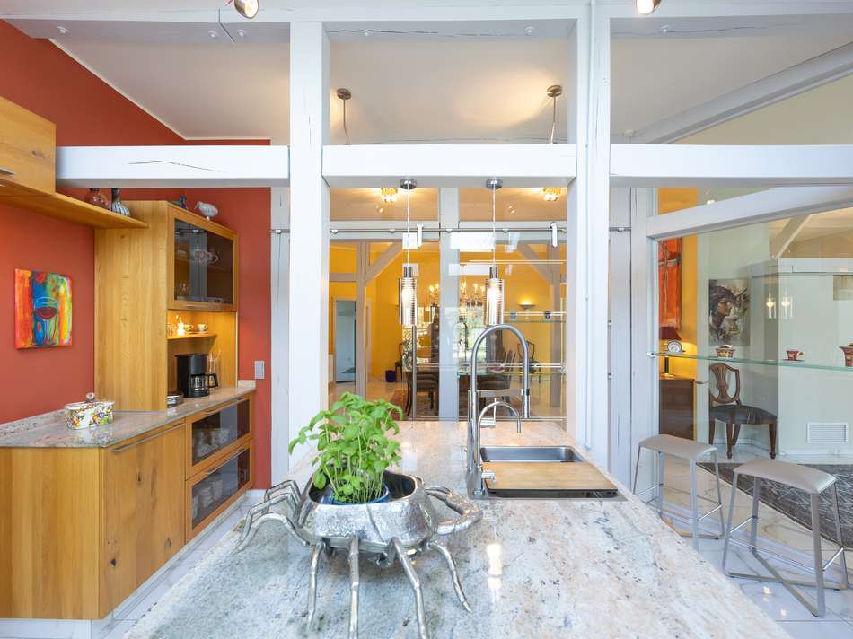 Küche (otional zu erwerben)