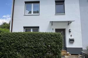 Einziehen & genießen – Stilvoll saniertes Einfamilienhaus mit Garten und Garage – Fichtenweg 1, 74172 Neckarsulm – Vorschaubild 4