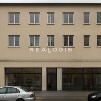 Zentrale Verkaufs- und Lagerfläche, ca. 700 m² zu vermieten