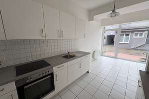 2 Zimmer Erdgeschoss-Wohnung mit Terrasse in optimaler Lage in Köln-Dellbrück – Von-Quadt-Straße 41, 51069 Dellbrück, Köln – Vorschaubild 4