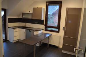 Gemütliches Zweifamilienhaus mit großem Garten, Einbauküchen und Stellplätzen in Coburg-Zentrum – Heuweg 3, 96450 Mitte, Coburg – Vorschaubild 12