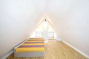 Schickes Loft in Villa Ramersdorf - DG-Wohnung mit Südbalkon – Die vollständige Adresse der Immobilie erhältst du vom Anbieter., 81735 Ramersdorf, München – Vorschaubild 7