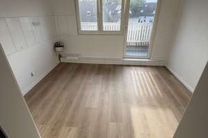 Wohnen mit Charakter: 3-Zimmer-Wohnung in Duisburg-Untermeiderich – Haxtergrund 20, 47137 Untermeiderich, Duisburg – Vorschaubild 2