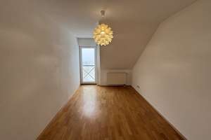 Reiheneckhaus mit Fernblick mit Platz für die Familie – Die vollständige Adresse der Immobilie erhältst du vom Anbieter., 61479 Glashütten – Vorschaubild 7