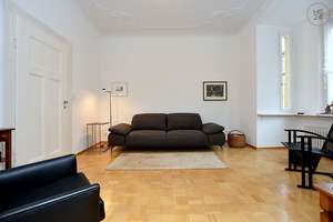 Wunderschöner Altbau mit   tollem Blick über die Stadt in Stuttgart Mitte – Die vollständige Adresse der Immobilie erhältst du vom Anbieter., 70182 Diemershalde, Stuttgart – Vorschaubild 10
