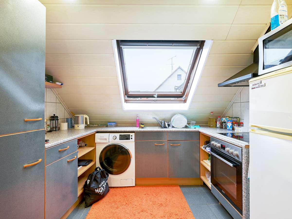 Immobilie in Karlsbad - Zwei Wohnungen, eine Investition: Vermietetes 2-Familienhaus ideal für Kapitalanleger - Bild 8