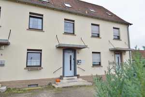Familienfreundliches Reihenhaus mit eigenem Pool und Südgarten – Stadtverband Saarbrücken (Kreis) – Vorschaubild 2