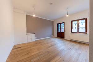 Stilvolle Eigentumswohnung mit 140 m² Dachterrasse 
im Herzen der Aachener Innenstadt – Die vollständige Adresse der Immobilie erhältst du vom Anbieter., 52064 St. Jakob, Aachen – Vorschaubild 2