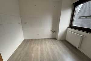 Moderne 3 Raumwohnung mit Balkon Nahe Elisabeth-Krankenhaus – Mönchengladbach – Vorschaubild 5