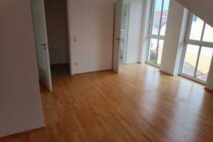 Freundliches 7-Zimmer-Reihenendhaus in Pliening – Raiffeisenstraße 17 b, 85652 Ebersberg (Kreis) – Vorschaubild 3