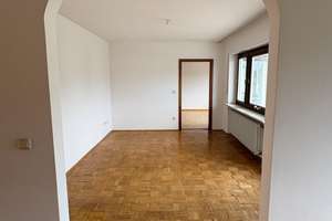 Helle 5,5-Zimmer-Wohnung mit Dachterrasse und Balkon in Sendling – ideal für WG oder Familie – Die vollständige Adresse der Immobilie erhältst du vom Anbieter., 81369 Mittersendling, München – Vorschaubild 23