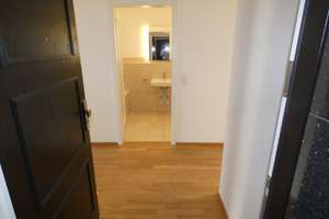 Exklusive 2-Zimmer-Wohnung in parkähnlicher Wohnanlage mit Süd-Balkon – Greifweg 154, 40549 Oberkassel, Düsseldorf – Vorschaubild 13
