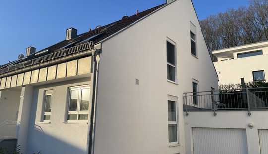 Bild von Privatverkauf! Taunusblick! Moderne Design-Doppelhaushälfte in Kelkheim am Taunus (Fischbach)