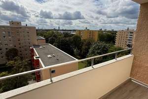 Frisch saniertes Wohnjuwel mit Alpenblick | 4 Zimmer | Süd-Loggia | 8. OG mit Aufzug – Eduard-Spranger-Straße 24, 80935 Lerchenau-Ost, München – Vorschaubild 16