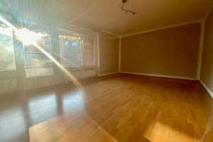 Ab dem 01.06. : Gepflegte 2-Zimmer-Wohnung mit Loggia, Einbauküche und Außenstellplatz in Elmshorn – Die vollständige Adresse der Immobilie erhältst du vom Anbieter., 25337 Elmshorn – Vorschaubild 2