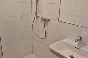 Ruhiges Ein-Zimmer-Apartment direkt am Nordpark in Nippes | frisch saniertes Bad | 1. OG – Die vollständige Adresse der Immobilie erhältst du vom Anbieter., 50733 Nippes (Ortsteil), Köln – Vorschaubild 2