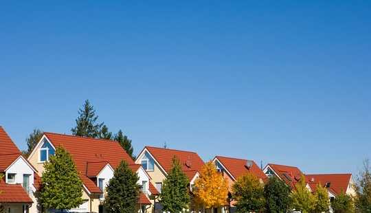 Bild von Einfamilienhaus mit Garage