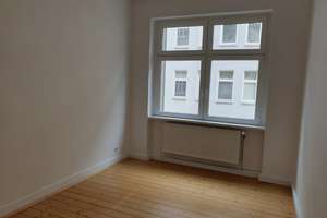 Helle 3-Zimmer-Wohnung mit Balkon im 3. OG in Dortmund Innenstadt – Schillingstraße 6, 44139 Westfalenhalle, Dortmund – Vorschaubild 4