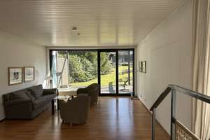 Großes Familienhaus mit tollem Garten – Die vollständige Adresse der Immobilie erhältst du vom Anbieter., 65232 Taunusstein – Vorschaubild 3