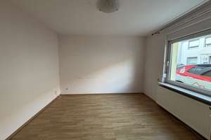 Teilmodernisiertes Reihenhaus in Geestemünde-Süd – Die vollständige Adresse der Immobilie erhältst du vom Anbieter., 27570 Wulsdorf, Bremerhaven – Vorschaubild 2