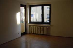 Schöne 3-Zimmer-Wohnung mit Balkon in ruhiger Lage! – Königgrätzer Str. 23, 45897 Buer, Gelsenkirchen – Vorschaubild 2