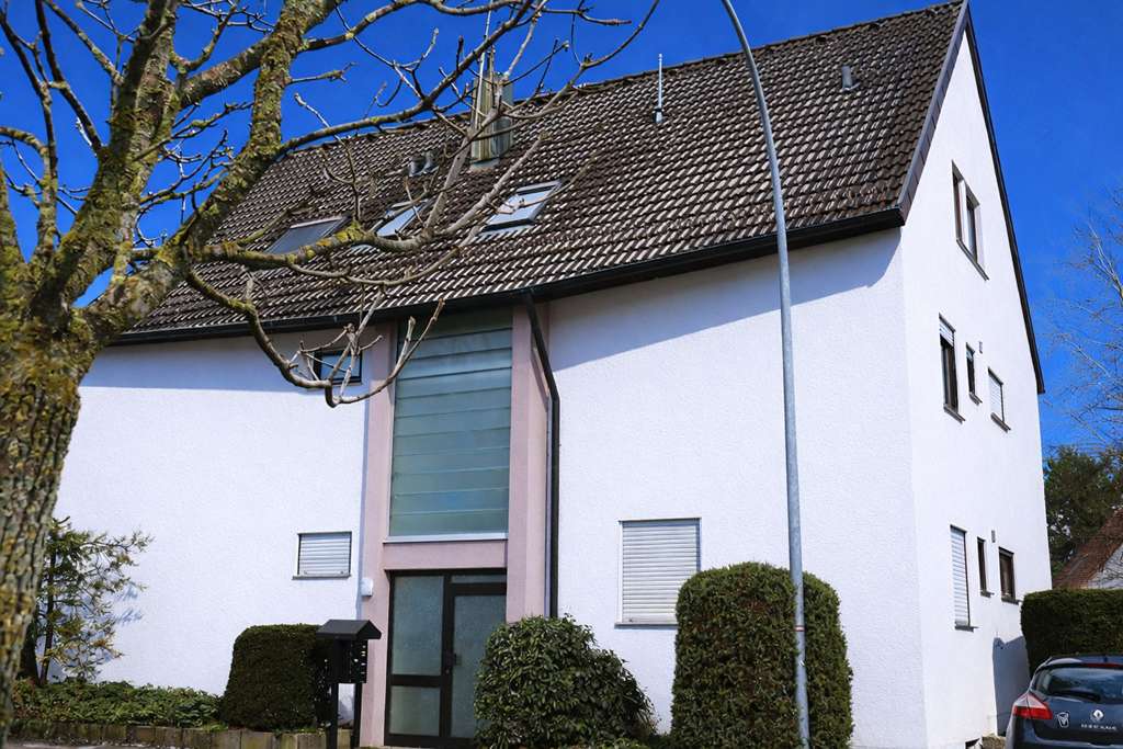 Immobilie in Korntal-Münchingen - Großzügige 2,5 Zimmer Eigentumswohnung in 70825 Korntal-Münchingen - Bild 1