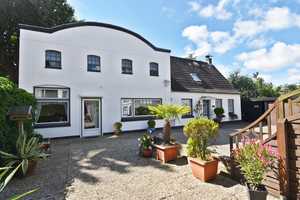 Bezugsfreies Haus mit Ausbaureserve, zentral in Husum, viel Potenzial zB. Baugrundstück – Nordfriesland (Kreis) – Vorschaubild 9