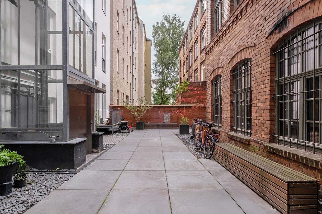 Vermietete Altbauwohnung mit Balkon direkt am Maybachufer, Berlin – Bild 4