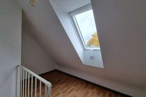 Tolle Ausblicke über die Dächer von Altdorf: 4-Zimmer-DG-Maisonette-ETW mit großer West-Loggia – Die vollständige Adresse der Immobilie erhältst du vom Anbieter., 90518 Altdorf bei Nürnberg – Vorschaubild 15