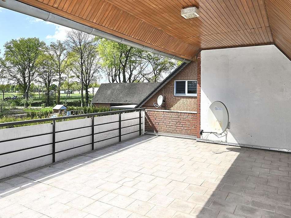 Loggia / Dachterrasse DG