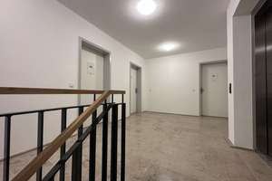 Katip | Attraktive 2-Zimmer-Wohnung mit Balkon und Tiefgarage in München-Lochhausen *neuwertig – Die vollständige Adresse der Immobilie erhältst du vom Anbieter., 81249 Lochhausen, München – Vorschaubild 30